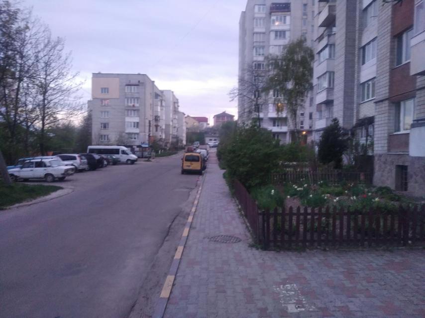 затишна 1 кімнатна Apartment Truskawez